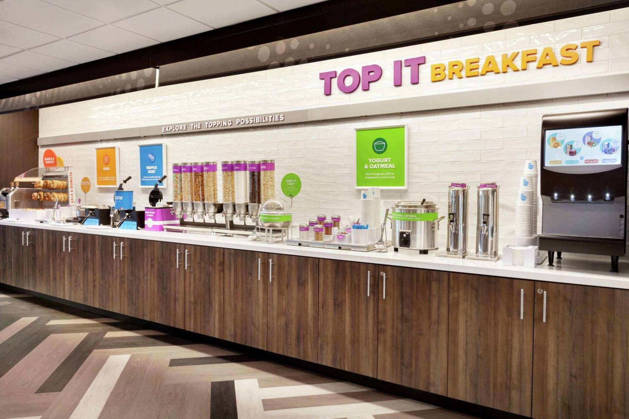 Tru By Hilton Louisville East Ky Extérieur photo